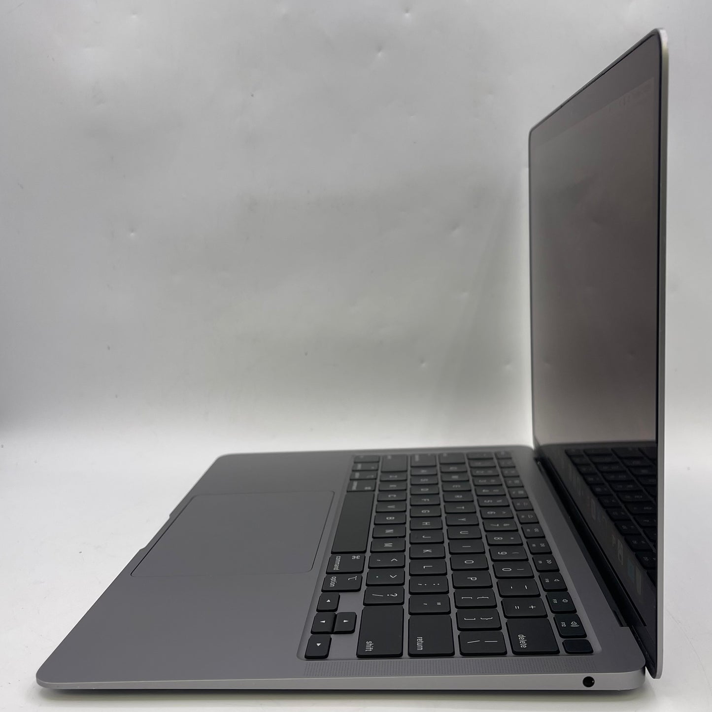 2020 Apple MacBook Air 13.3" i3 1.1GHz 8GB RAM 256GB SSD Space Gray A2179