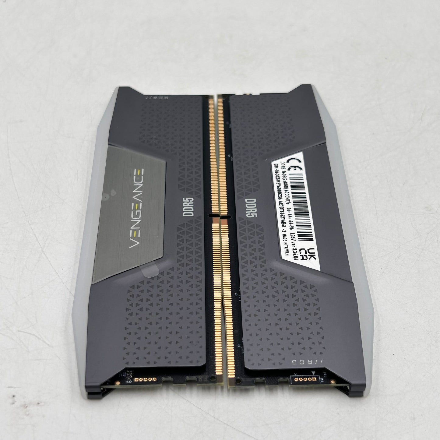 Corsair Vengeance 16GB (2x8GB) RAM DDR5 6000MHz CMH16GX5M2Y6000Z36