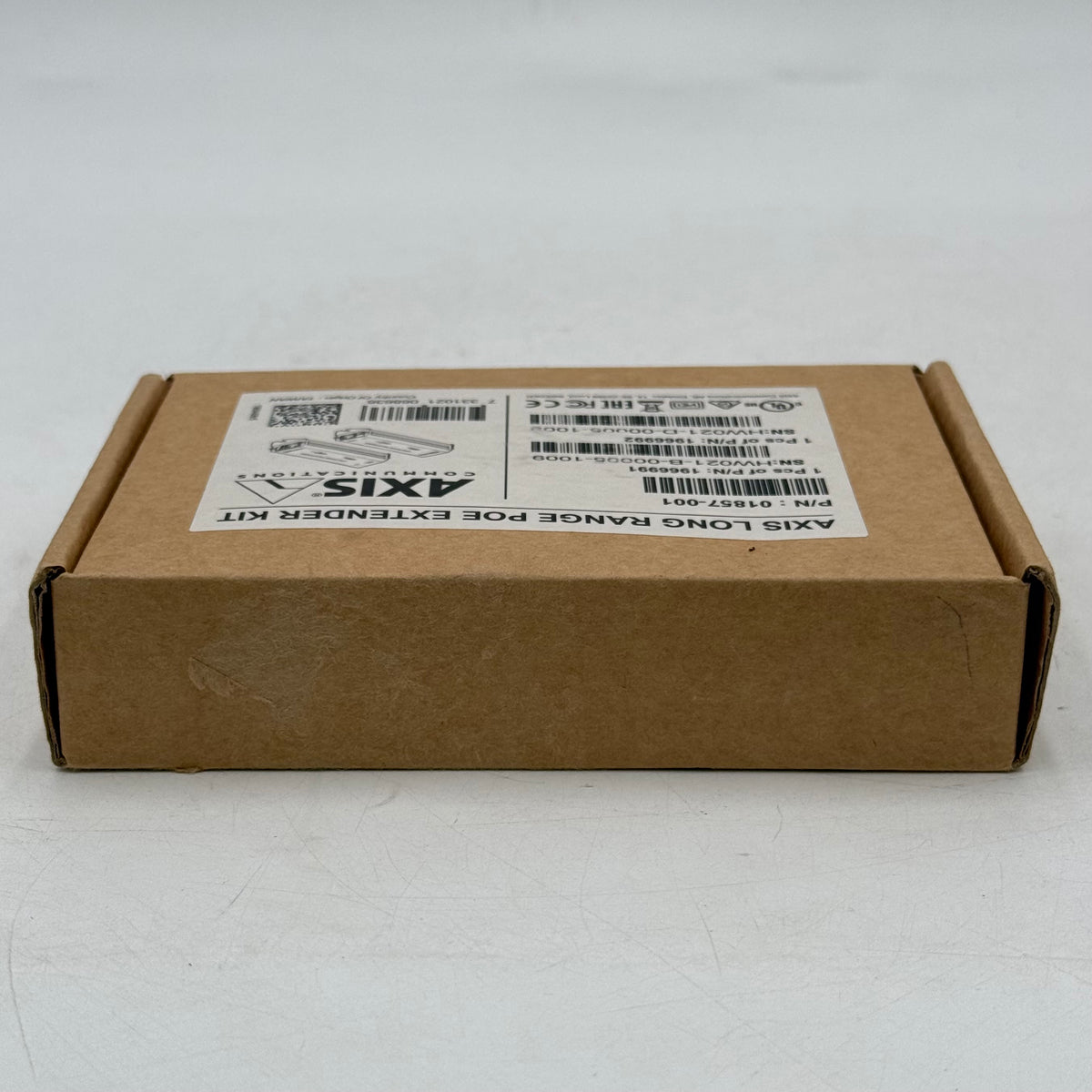 New Axis Long Range POE Extender Kit 01857-001