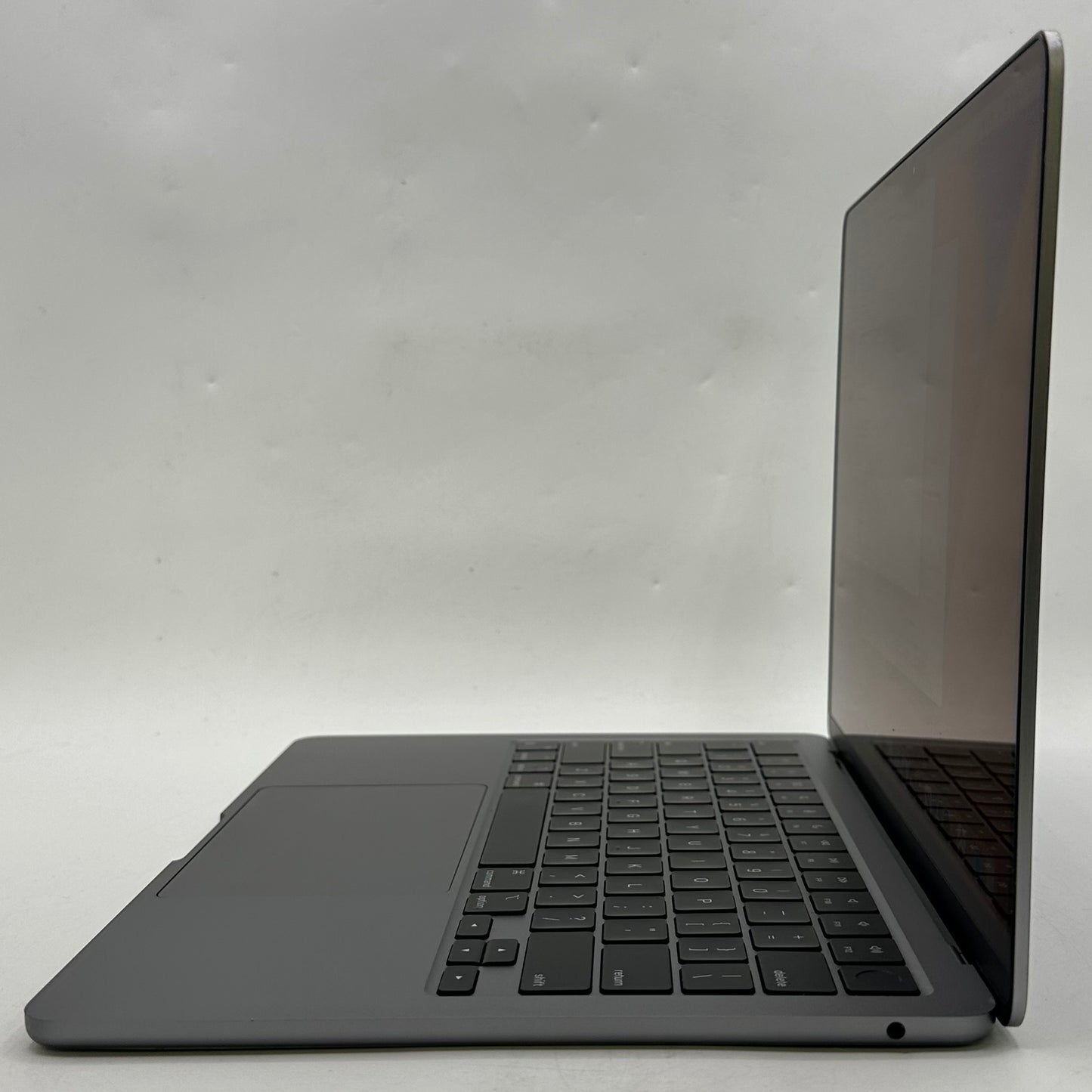 2022 Apple MacBook Air 13.6" M2 8C GPU 3.5GHz 8GB RAM 256GB SSD A2681
