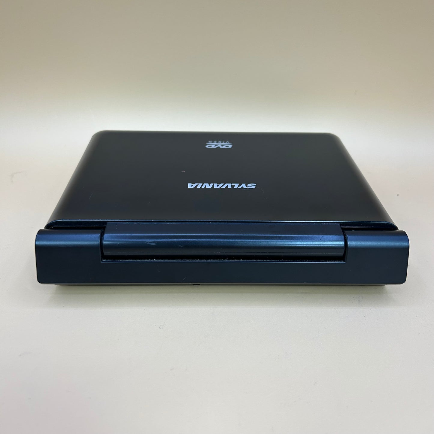 Sylvania Portable DVD Player SDVD7014