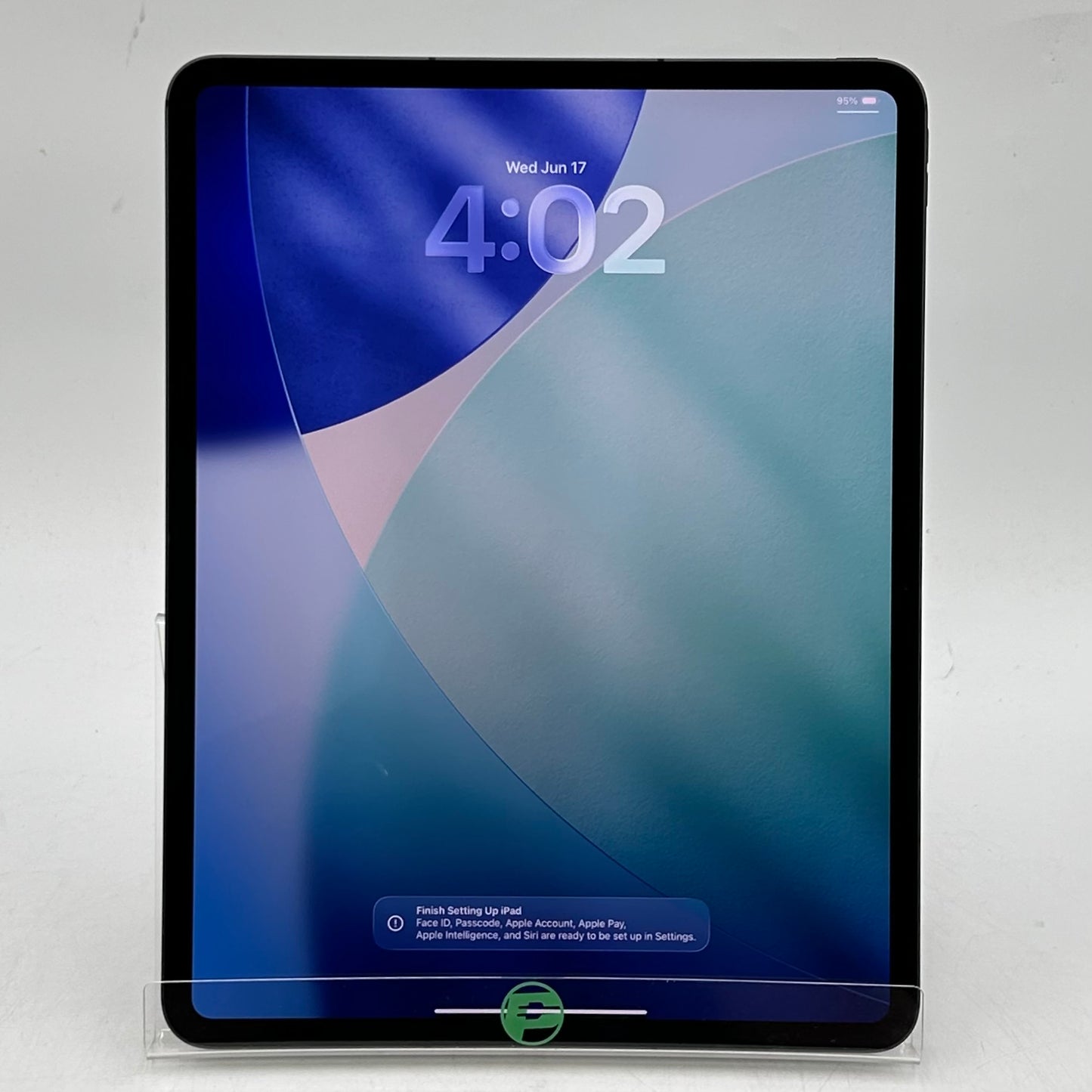 WiFi Only Apple iPad Pro 13" M4 512GB Space Black MVXU3LL/A Read