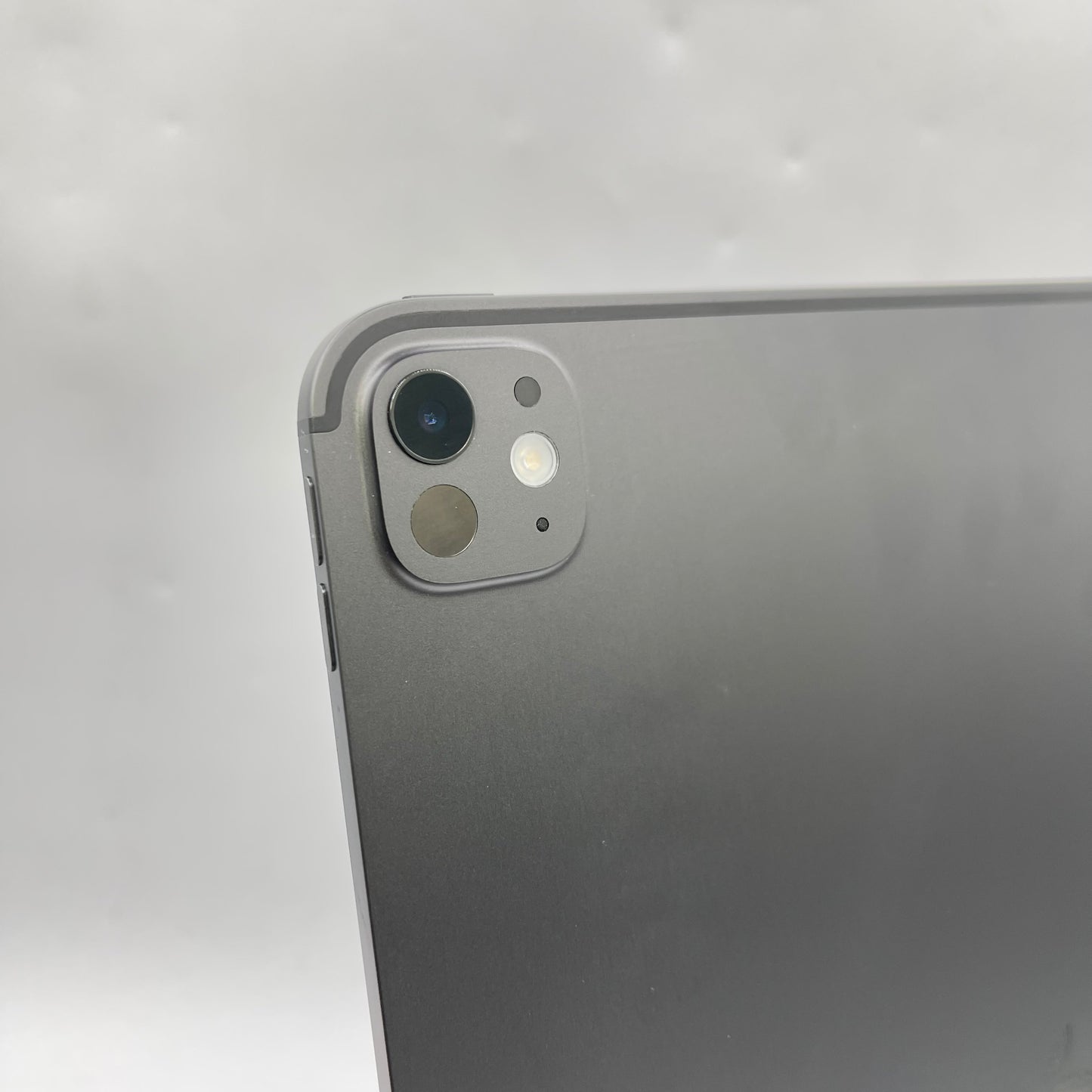 WiFi Only Apple iPad Pro 13" M4 1TB Space Black MVX63LL/A