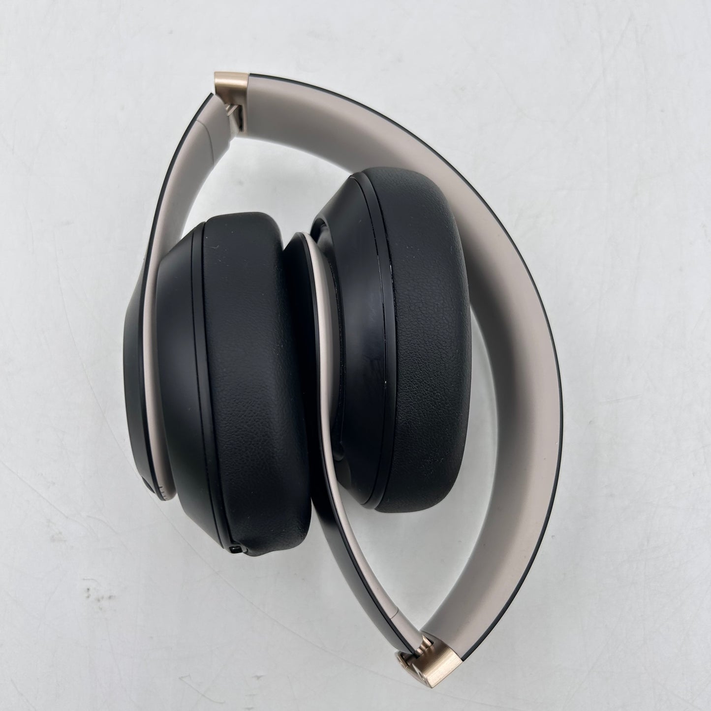 Beats Studio Pro Wireless Over-Ear Bluetooth Headphones Black Gold A2924