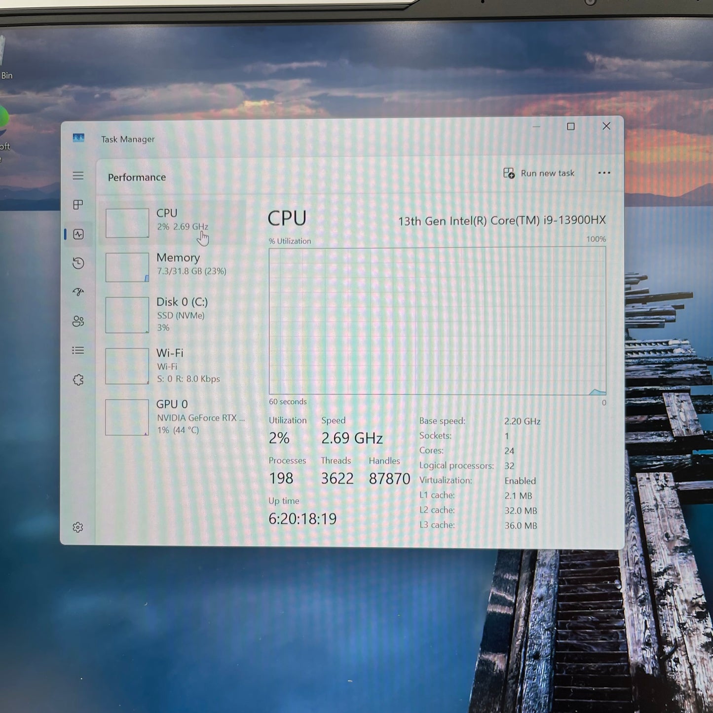 Lenovo LEGION PRO 7 16" i9-13900HX 2.2GHz 32GB RAM 1TB GeForce RTX 4080 Hard Press Keyboard