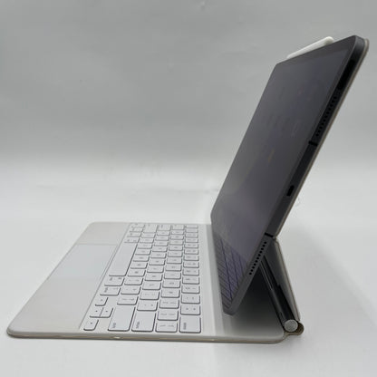Unlocked Apple iPad Pro 12.9" 5th Gen 2TB Silver NHP43LL/A w/ Pencil & Keyboard