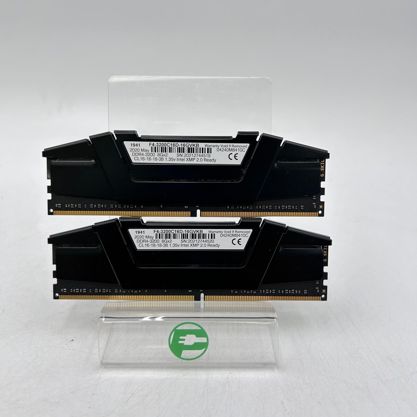 G.Skill Ripjaws V 16GB (2x8GB) RAM DDR4 3200MHz F4-3200C16D-16GVKB