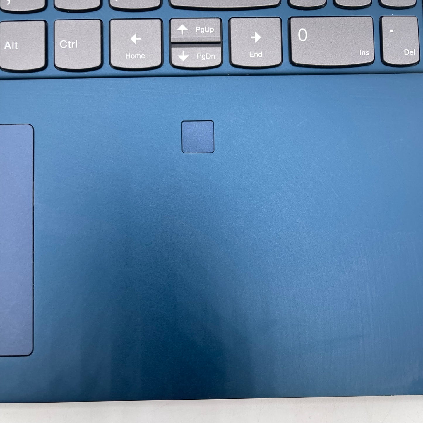 Lenovo IdeaPad Slim 5 Gen 8 16" i7-1355U 1.7GHz 16GB RAM 512GB SSD