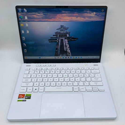 Asus ROG G14 14" Ryzen 9 7940HS 4.0GHz 16GB RAM 512GB GeForce RTX 4060 Read