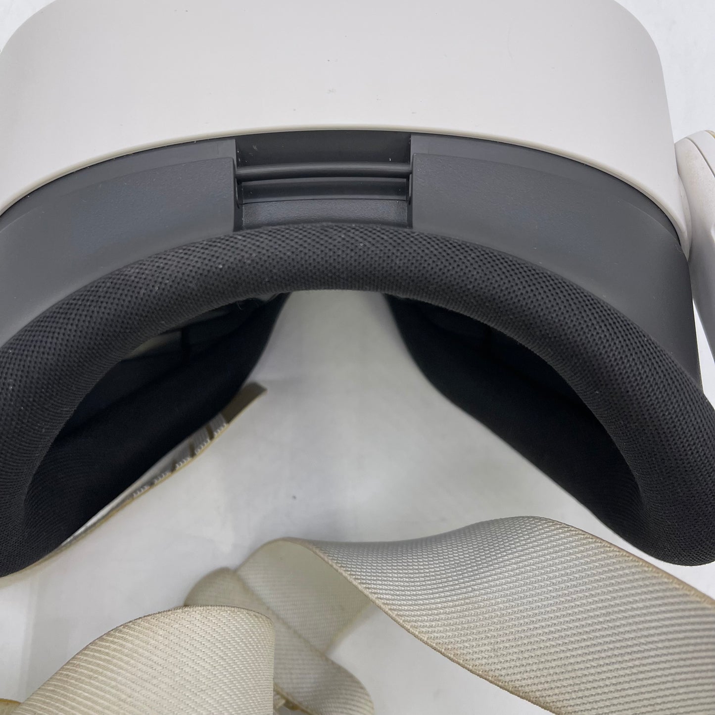 Meta Quest 3S 128GB Standalone All-in-One VR Headset KW49CM