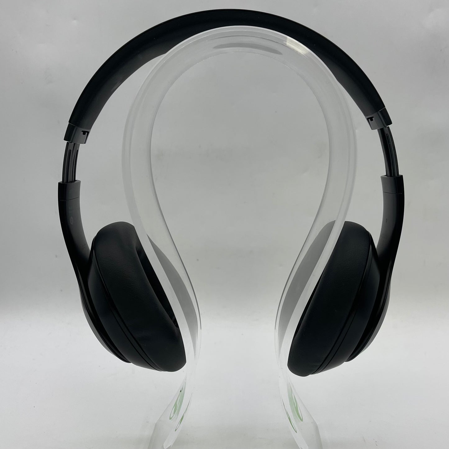 Beats Studio Pro Wireless Over-Ear Bluetooth Headphones Black A2924