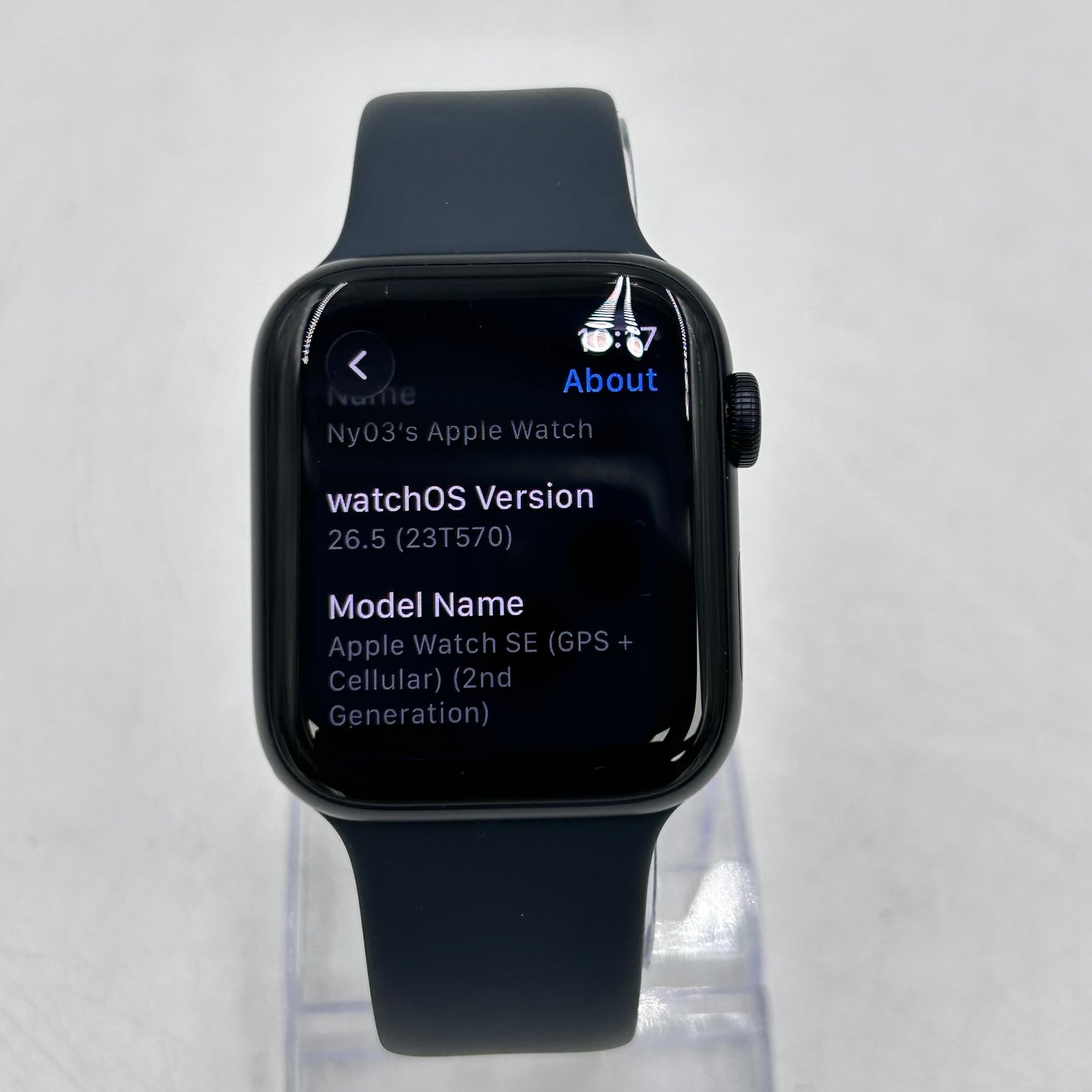 Unlocked Apple Watch SE 2nd Gen 44MM Black Aluminum Gray Sport Loop MXG23LL/A