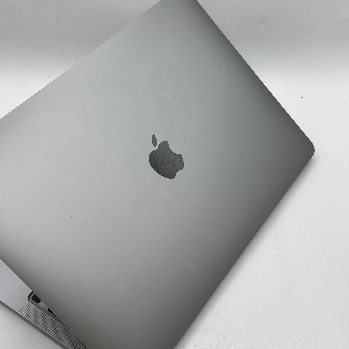 2020 Apple MacBook Air 13.3" M1 8C GPU 3.2GHz 16GB RAM 512GB SSD A2337