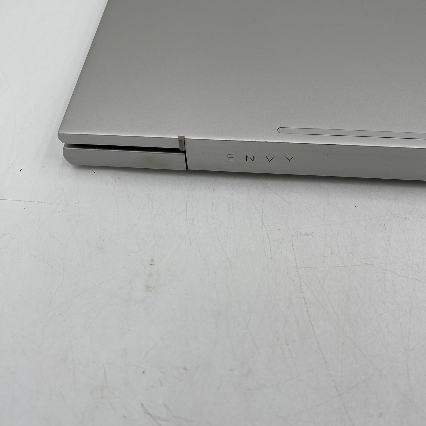 HP Laptop 17M-CH0013DX 17.3" i7-1165G7 2.8GHz 12GB RAM 512GB SSD