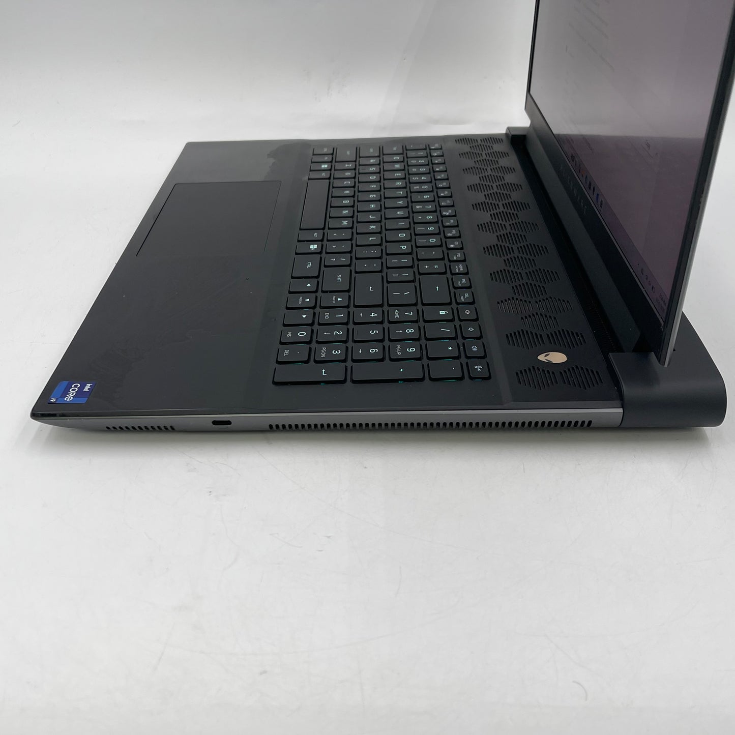 Alienware M18 R1 18" i9-13980HX 2.2GHz 64GB RAM 8TB SSD GeForce RTX 4090 Read