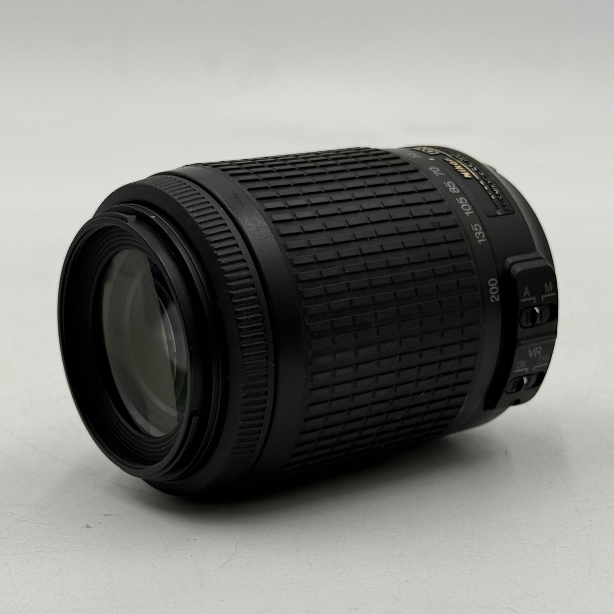 Nikon AF-S DX 55-200mm f/4-5.6G ED VR Zoom Lens