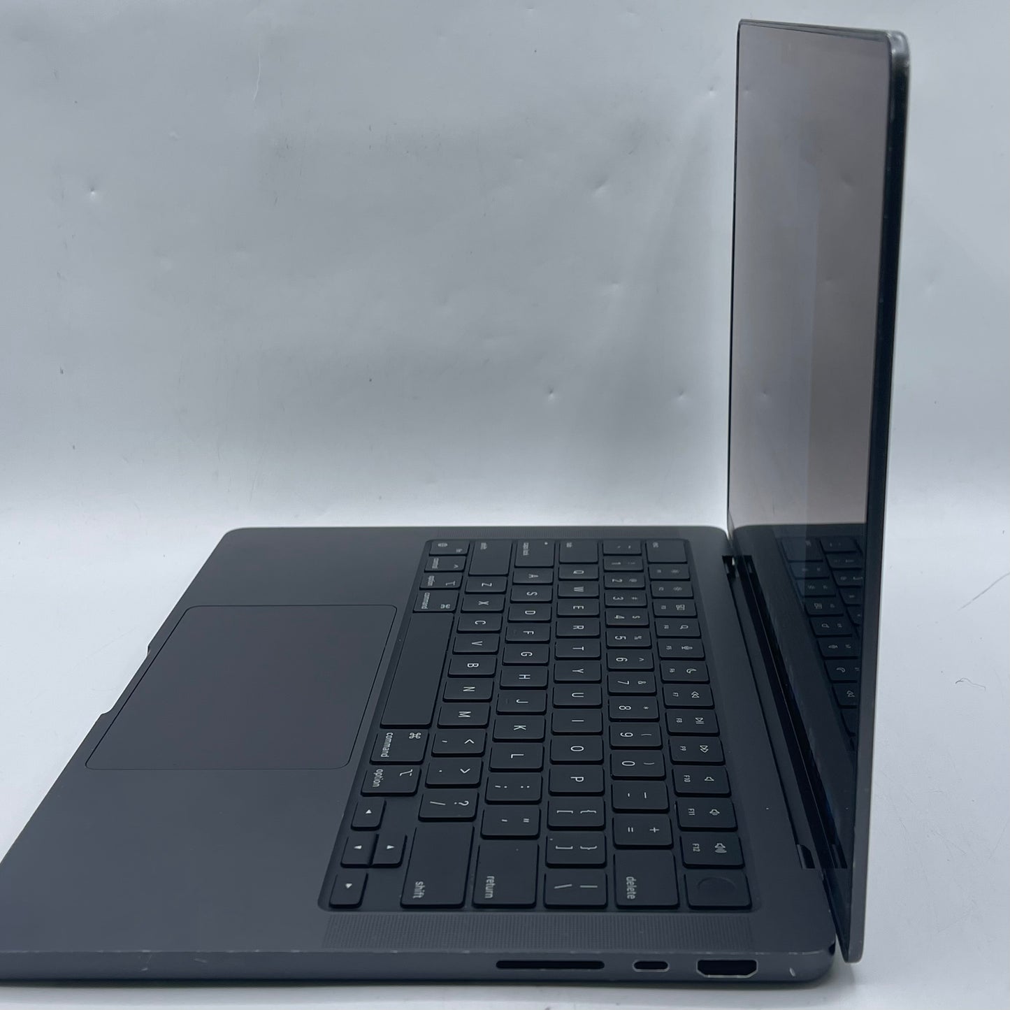 2023 Apple MacBook Pro 14" M3 Pro 14C GPU 4.0GHz 18GB RAM 512GB SSD A2992