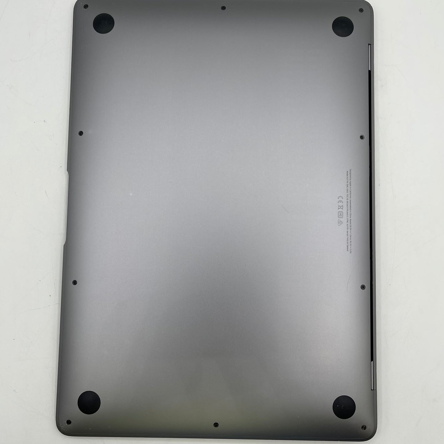 2020 Apple MacBook Air 13.3" i3 1.1GHz 8GB RAM 256GB SSD Space Gray A2179