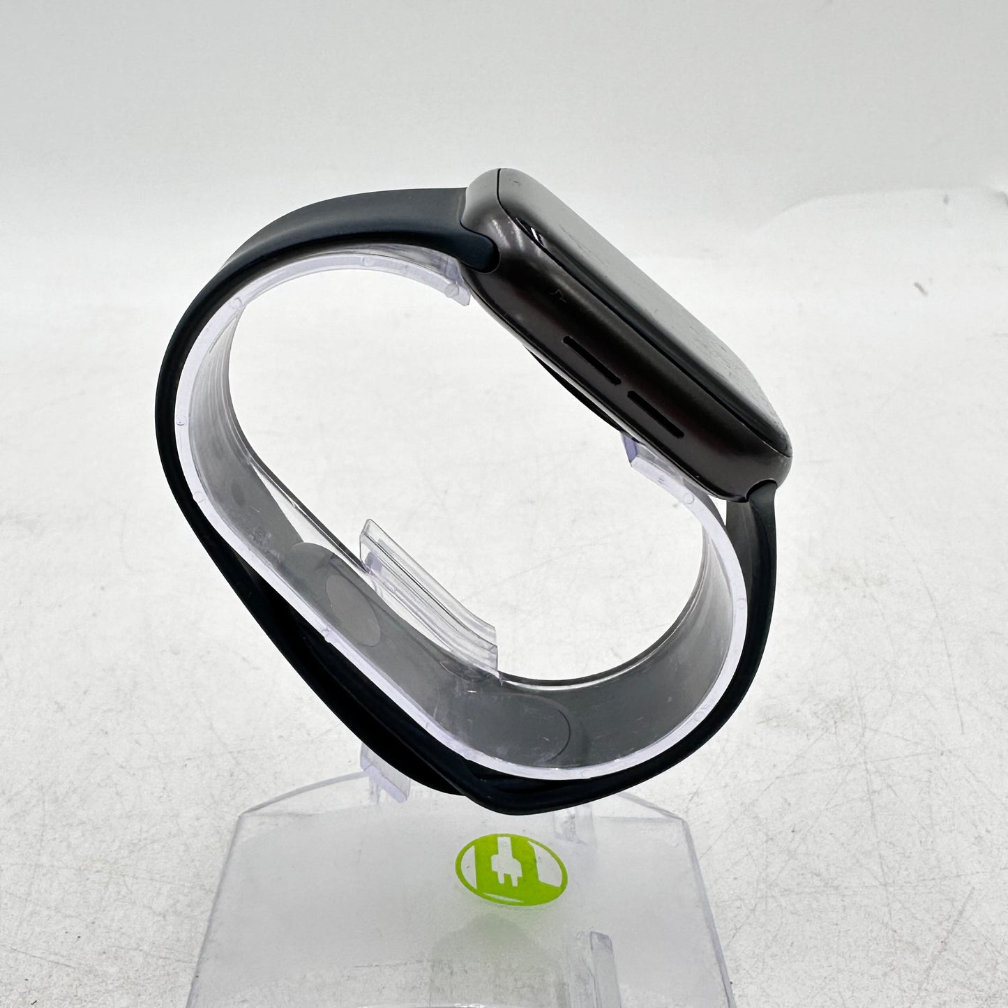 GPS Only Apple Watch SE 1st Gen 44MM Black Aluminum + Black Sport Band A2352