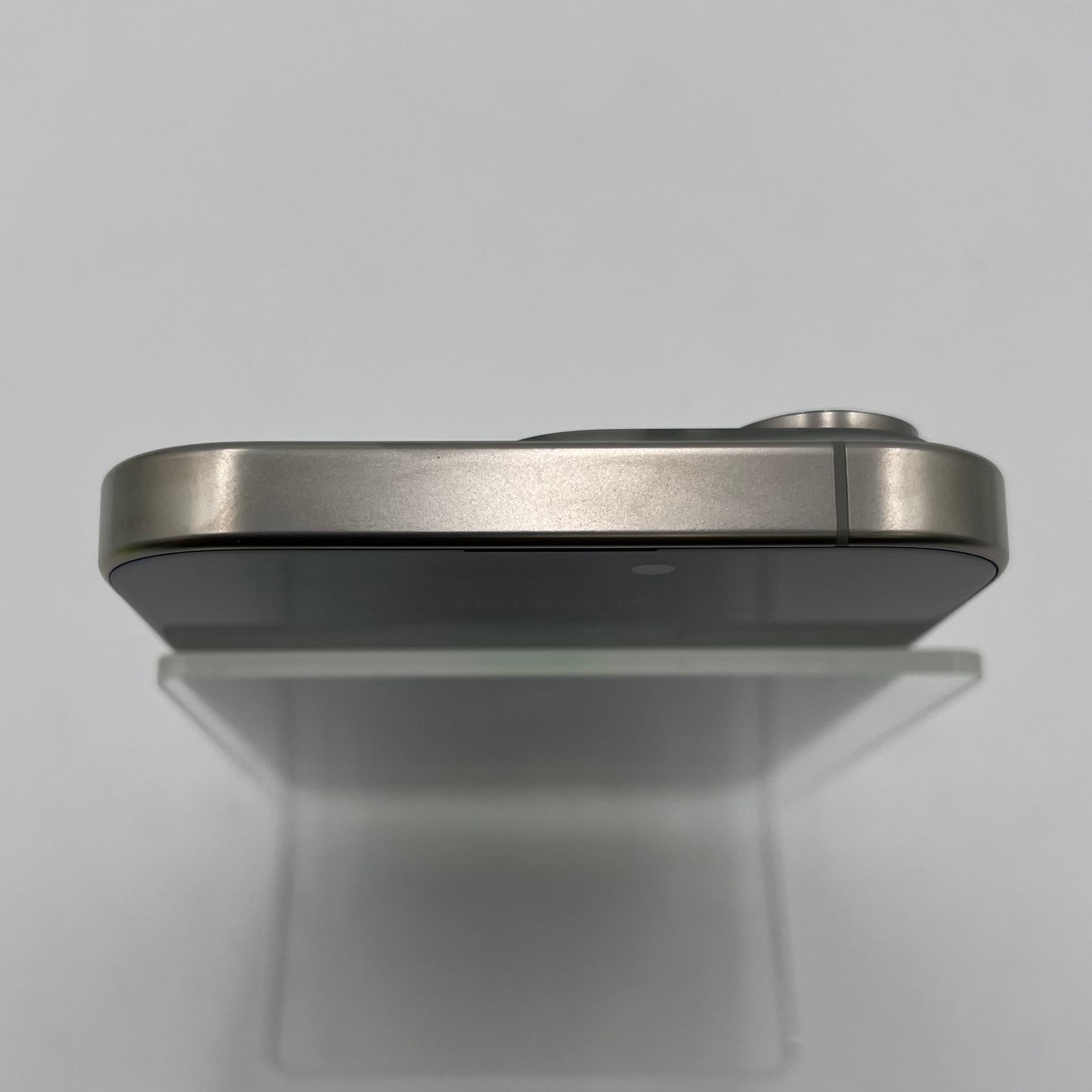 Factory Unlocked Apple iPhone 16 Pro 256GB Natural Titanium MYMK3LL/A