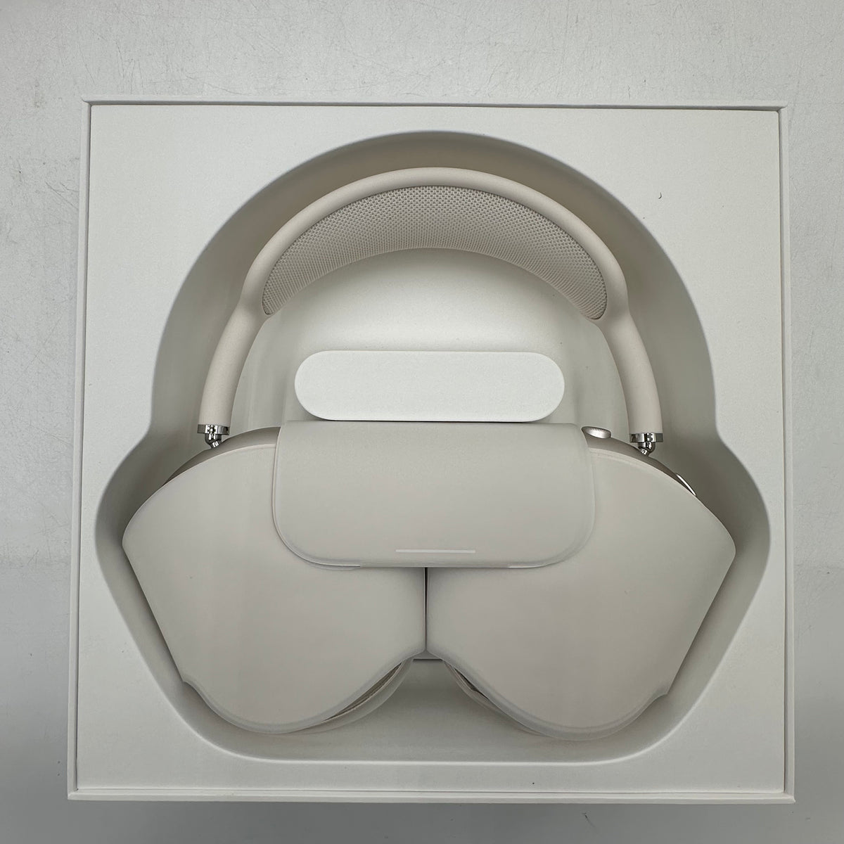 New Apple AirPods Max 2 Wireless Over-Ear Headphones Starlight MHWL4AM/A