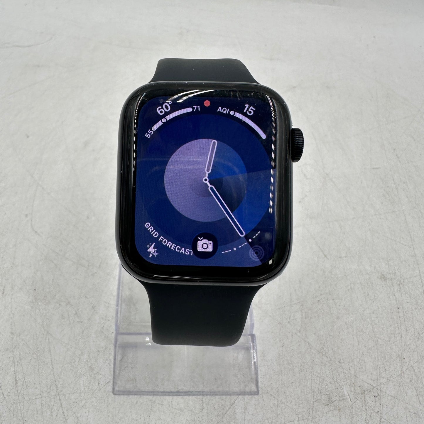 GPS Only Apple Watch SE 2nd Gen 44MM Black Aluminum Black Sport Band A2723