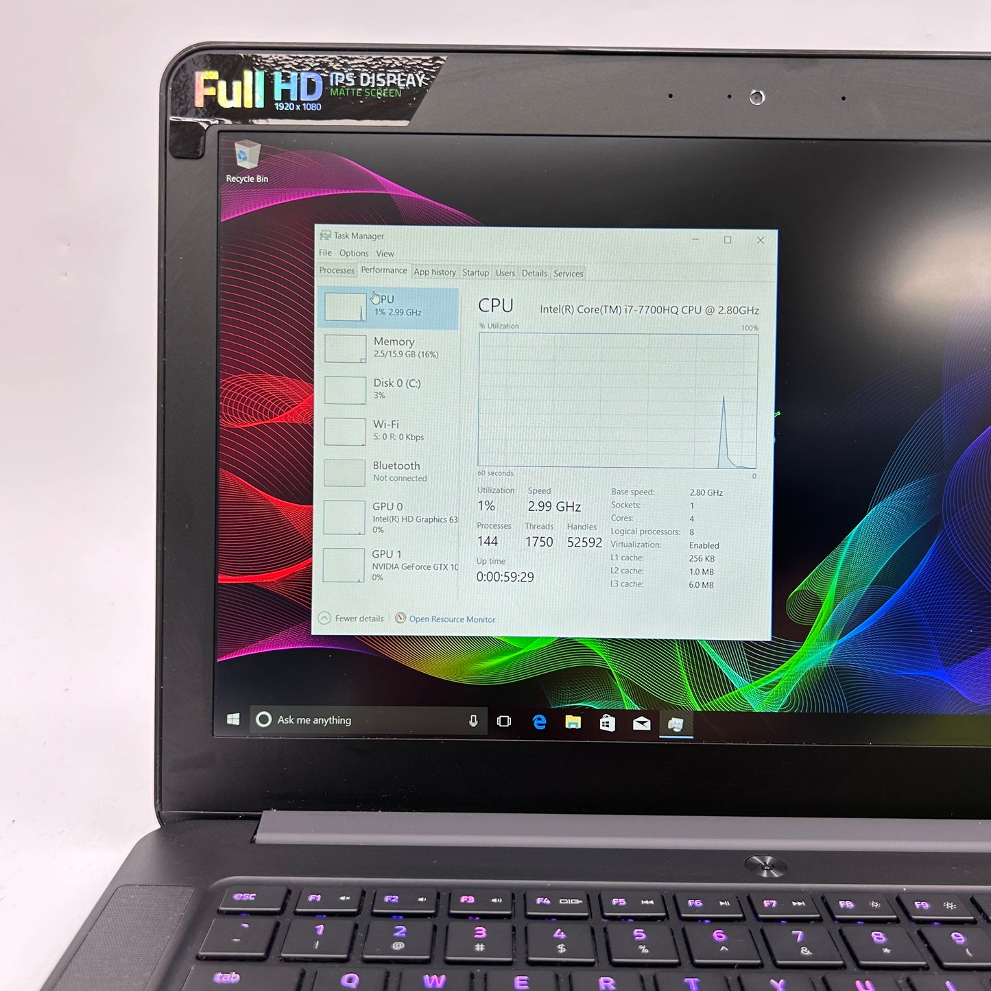 Razer Blade 14 RZ09-01953E71 14" i7-7700HQ 16GB RAM 256GB SSD GeForce GTX 1060