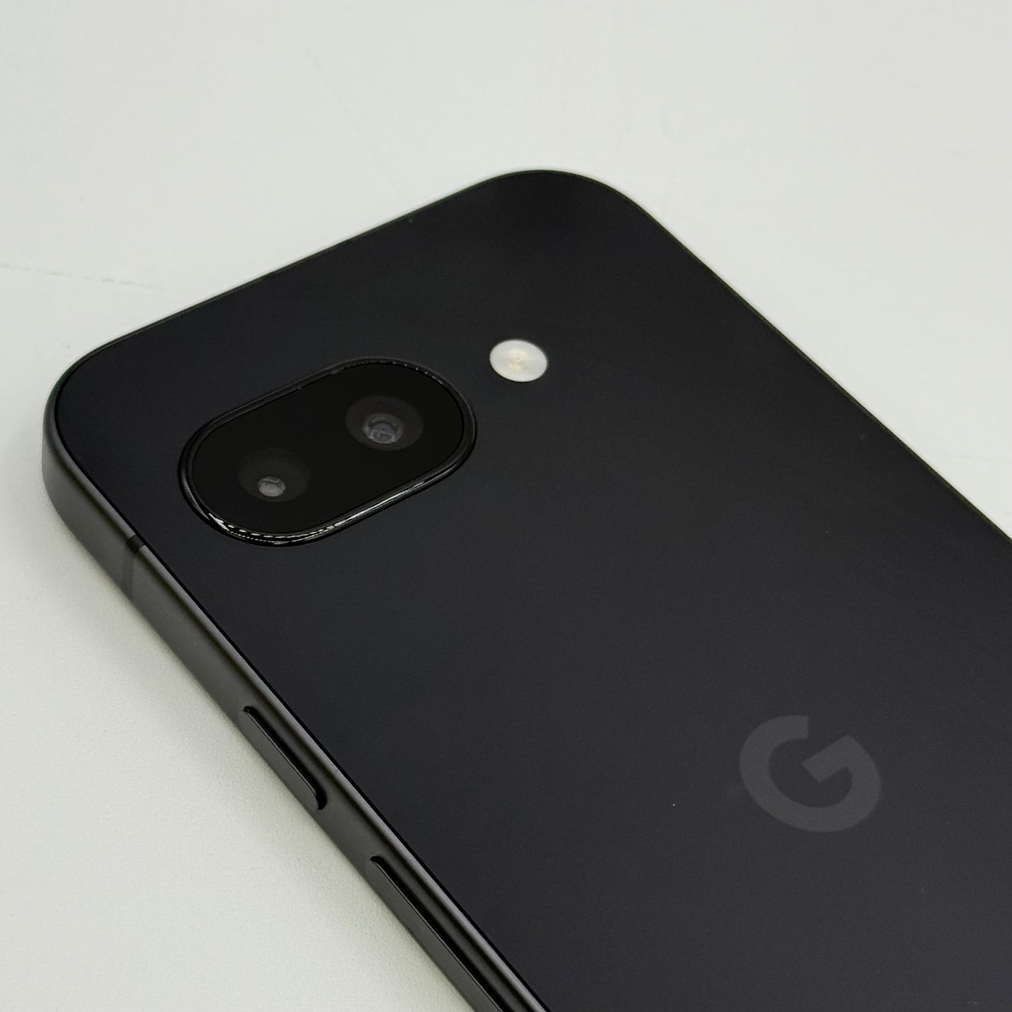 Unlocked Google Pixel 9A 128GB Obsidian GTF7P