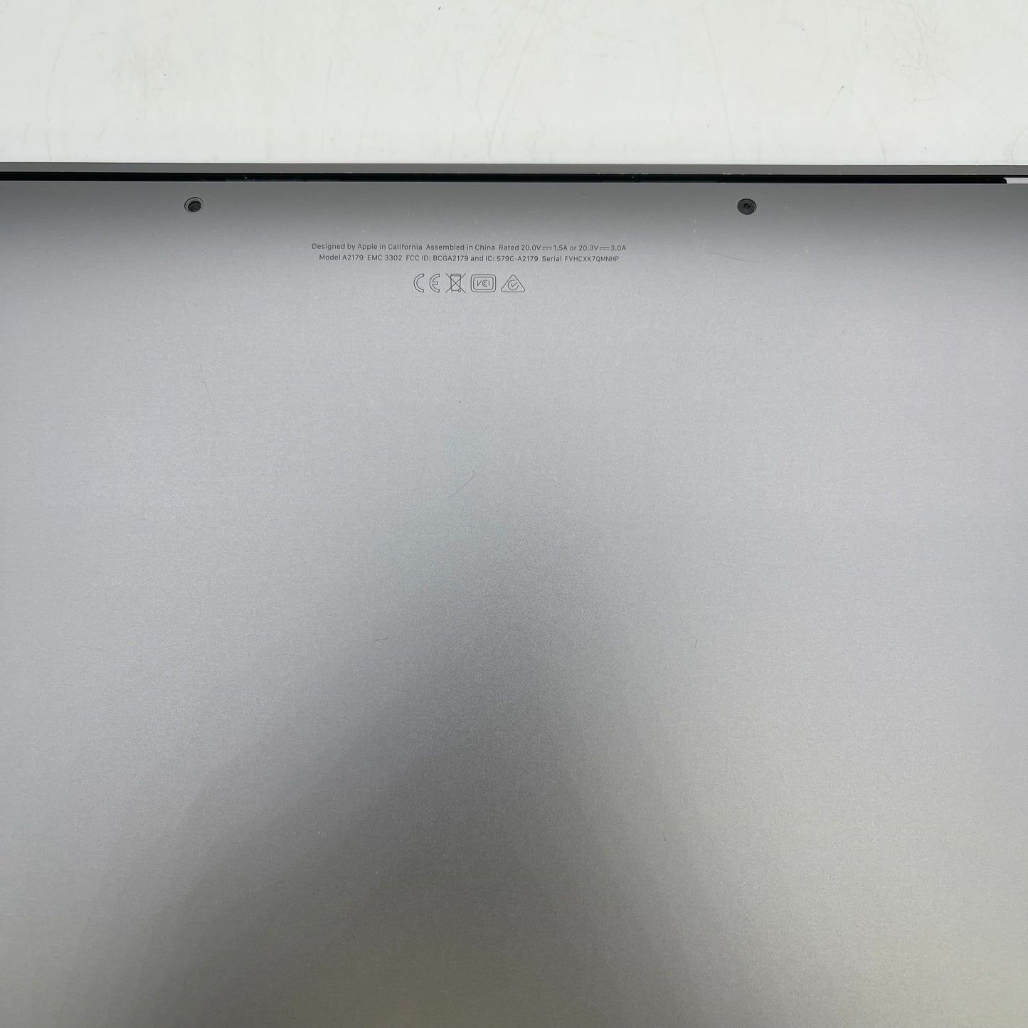 2020 Apple MacBook Air 13.3" i3 1.1GHz 8GB RAM 256GB SSD Space Gray A2179