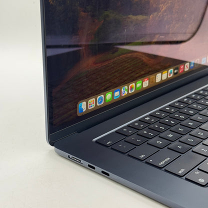 2024 Apple MacBook Air 15" M3 8C GPU 4.0GHz 8GB RAM 256GB SSD A3114