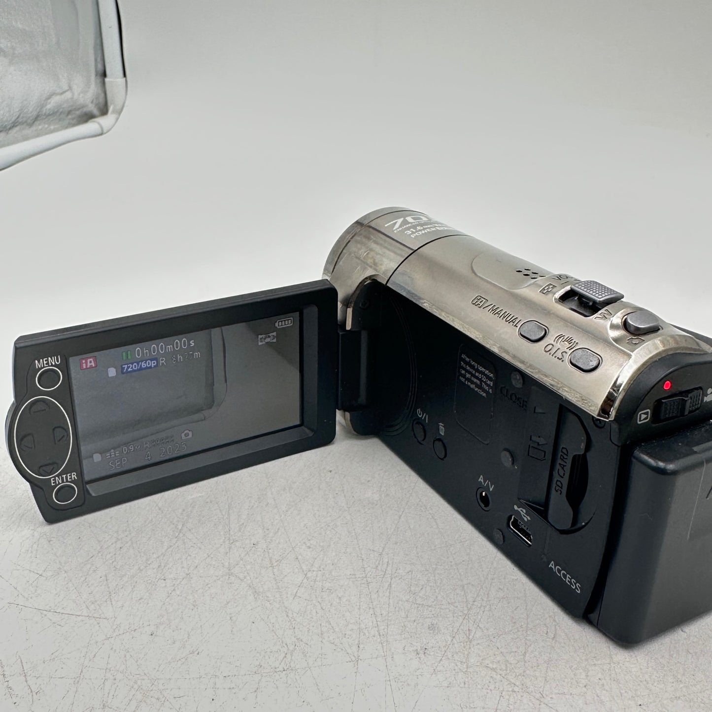 Panasonic HC-V10 Digital HD Video Camera Recorder HC-V10P
