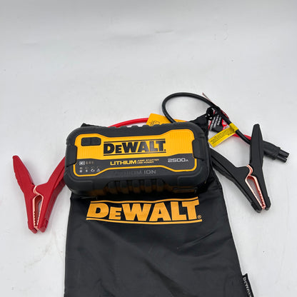 DeWalt DXAELJ25 12V Jump Starter