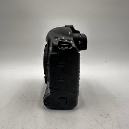 For Parts Canon EOS 1D Mark ll N 8.2MP Digital SLR Camera Body Only