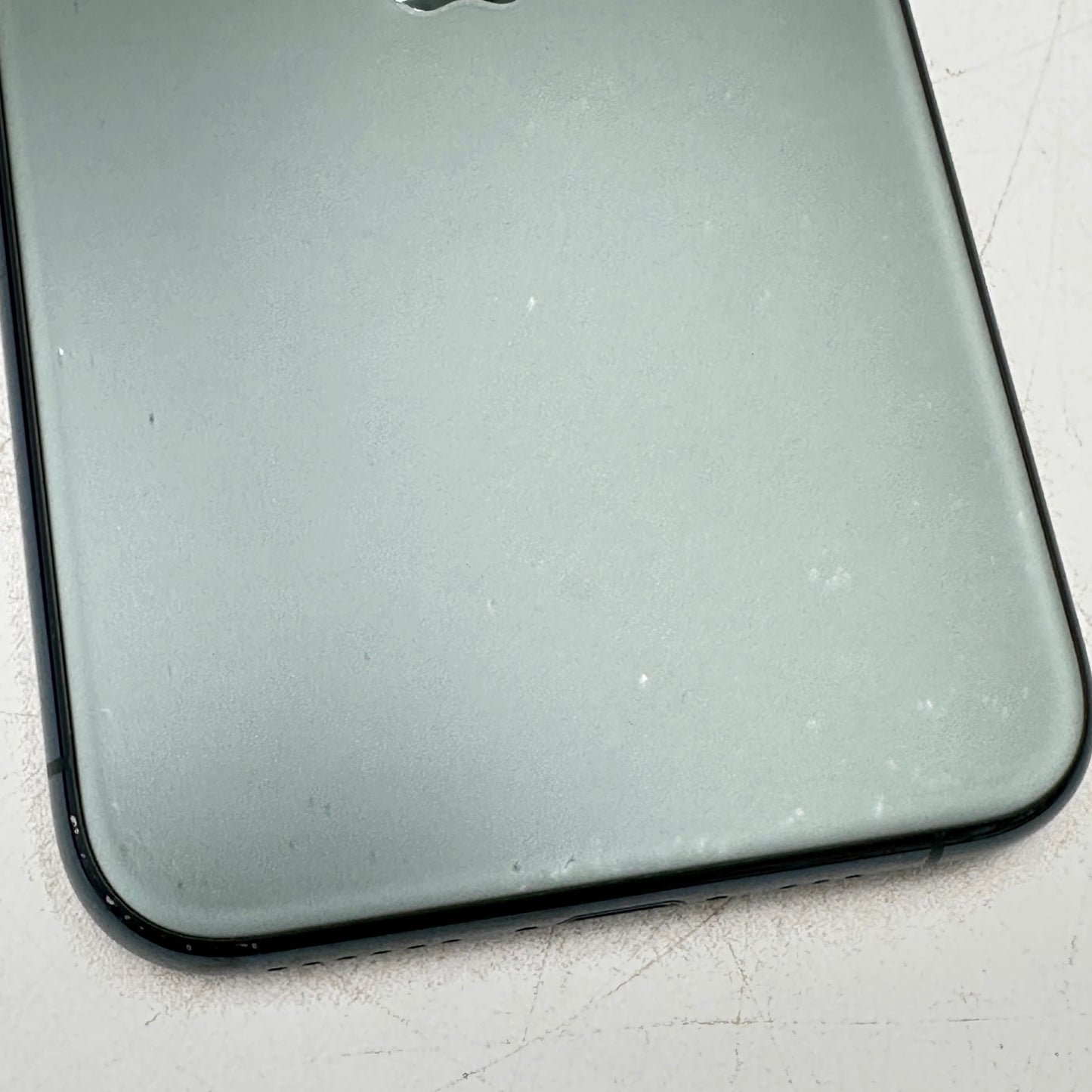 Unlocked Apple iPhone 11 Pro 64GB 18.5 Midnight Green MWCL2LL/A