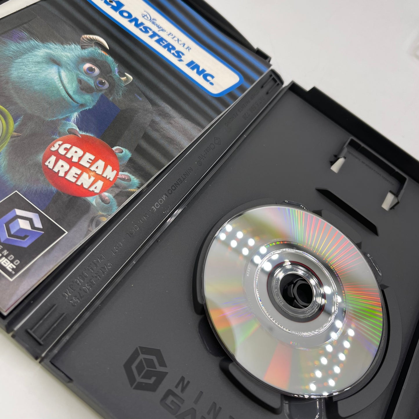 Disney·Pixar Monsters, Inc.: Scream Arena (Nintendo GameCube, 2002)