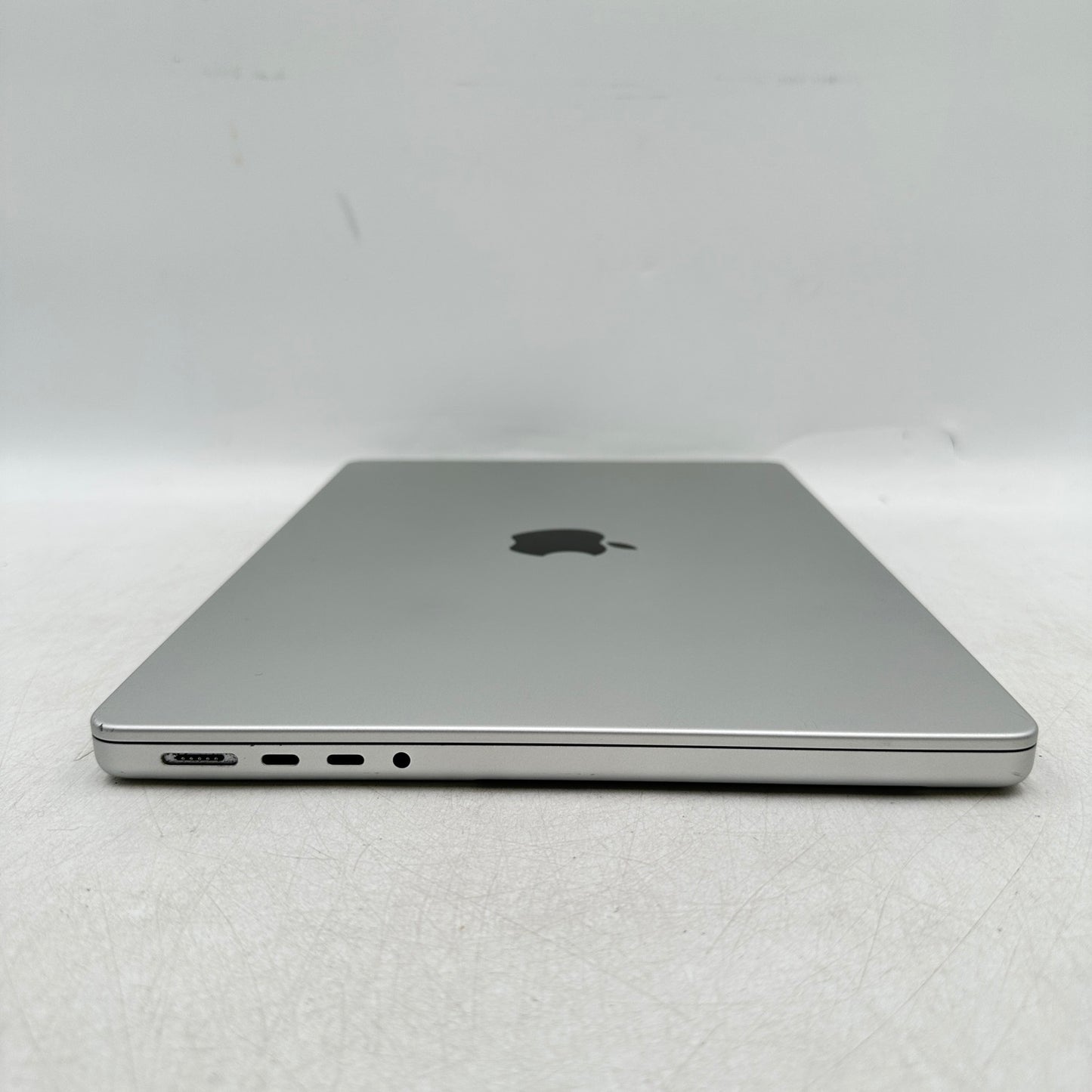 2023 Apple MacBook Pro 14" M3 10C GPU 4.0GHz 8GB RAM 512GB SSD MR7J3LL/A