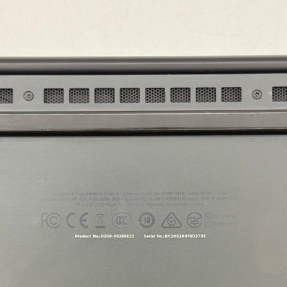 Razer Blade 15 Base RZ09-0328 15.6 i7-10750H 16GB RAM 512GB SSD GeForce RTX 2060