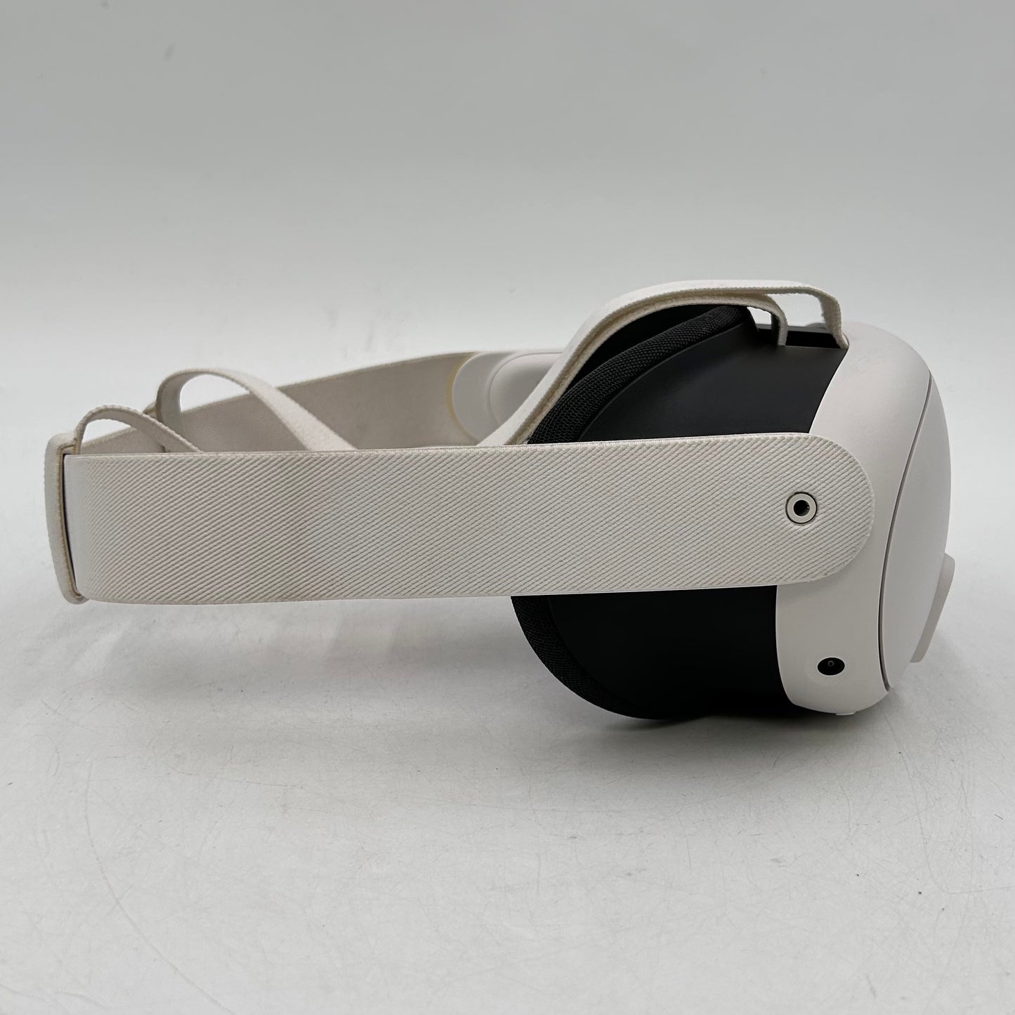 Meta Quest 3 512GB Standalone All-in-One VR Headset S3A
