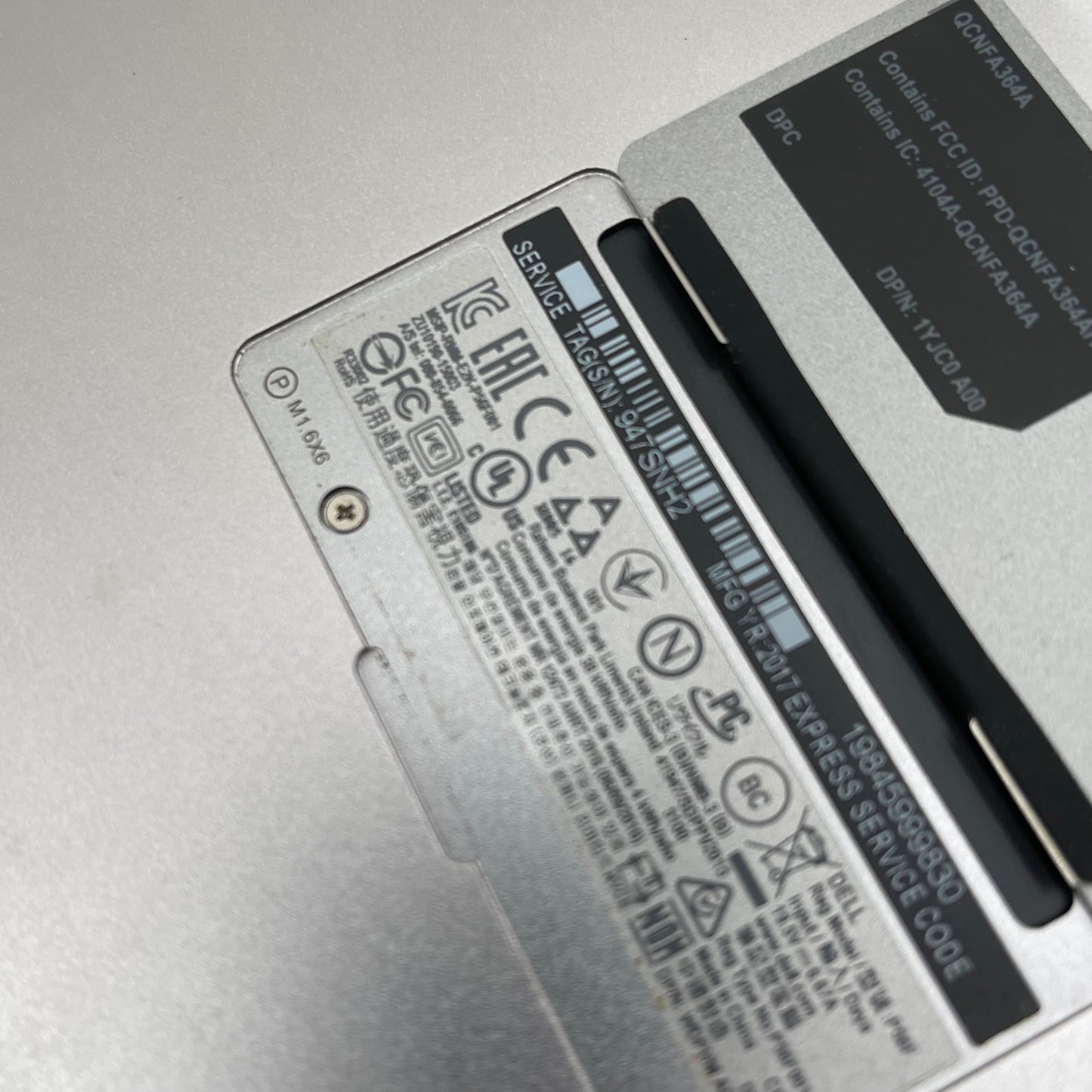 Dell XPS 9360 13.3" i7-8550U 2.0GHz 8GB RAM 256GB SSD