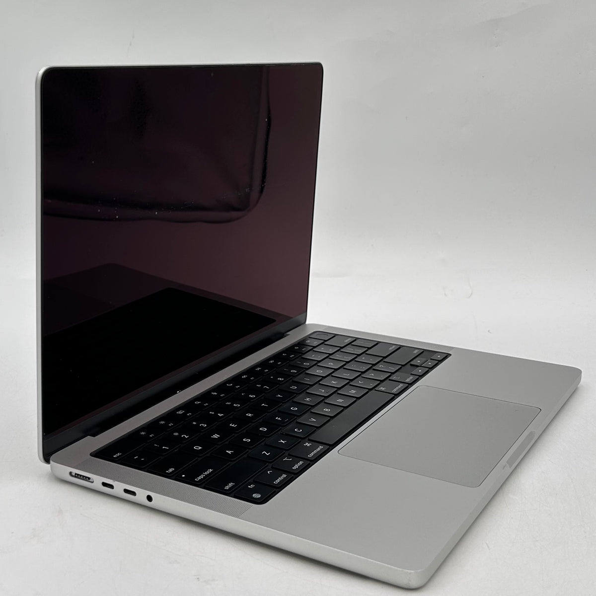 2023 Apple MacBook Pro 14" M3 8C GPU 4.0GHz 8GB RAM 512GB SSD A2918