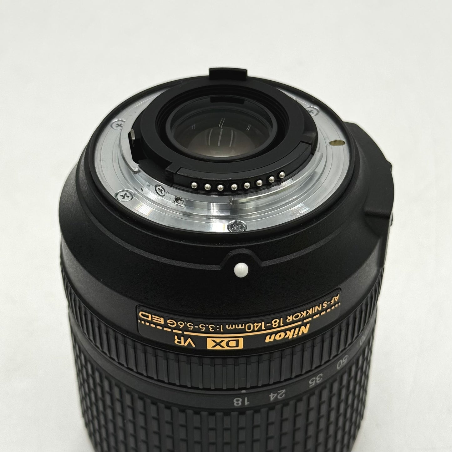 Nikon AF-S DX NIKKOR 18-140mm f/3.5-5.6 DX VR Zoom Lens