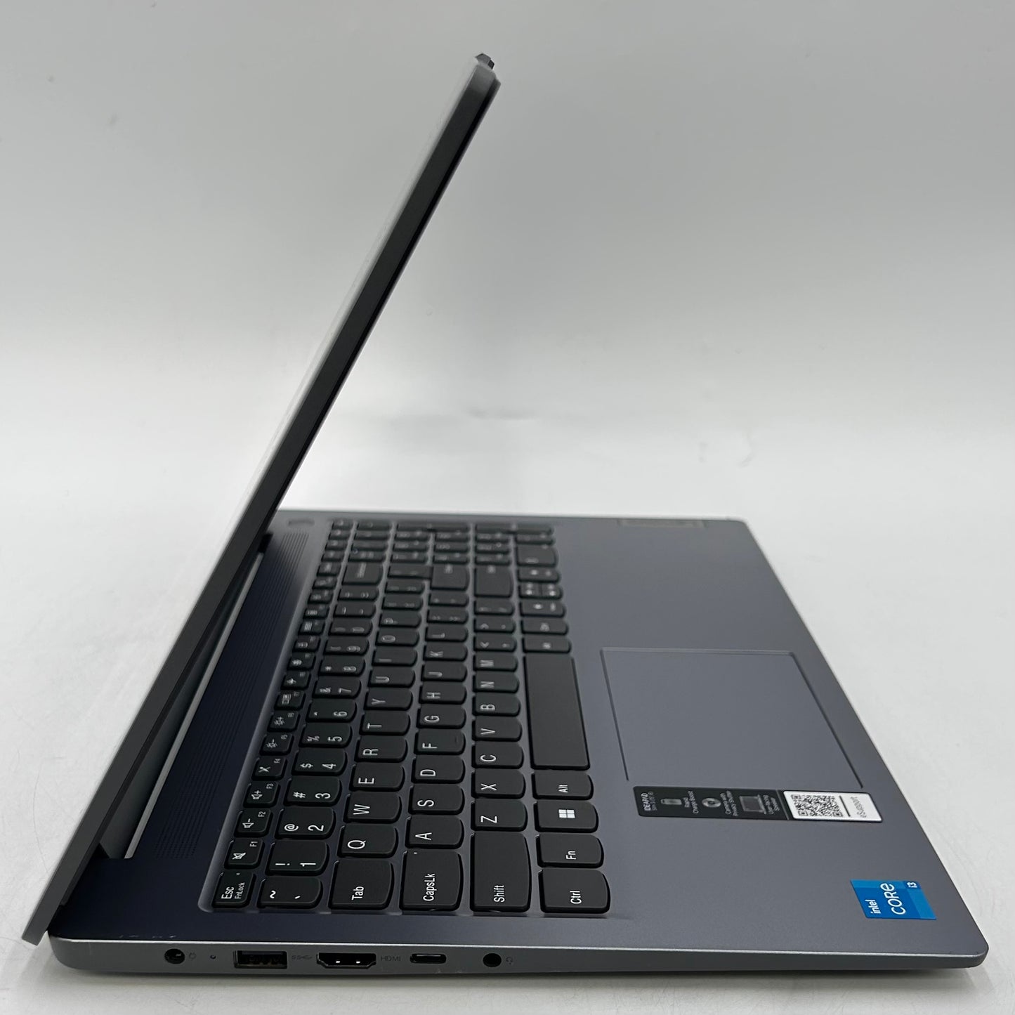 Lenovo IdeaPad Slim 3 15IAN8 15.6" i3-N305 1.8GHz 8GB RAM 128GB SSD
