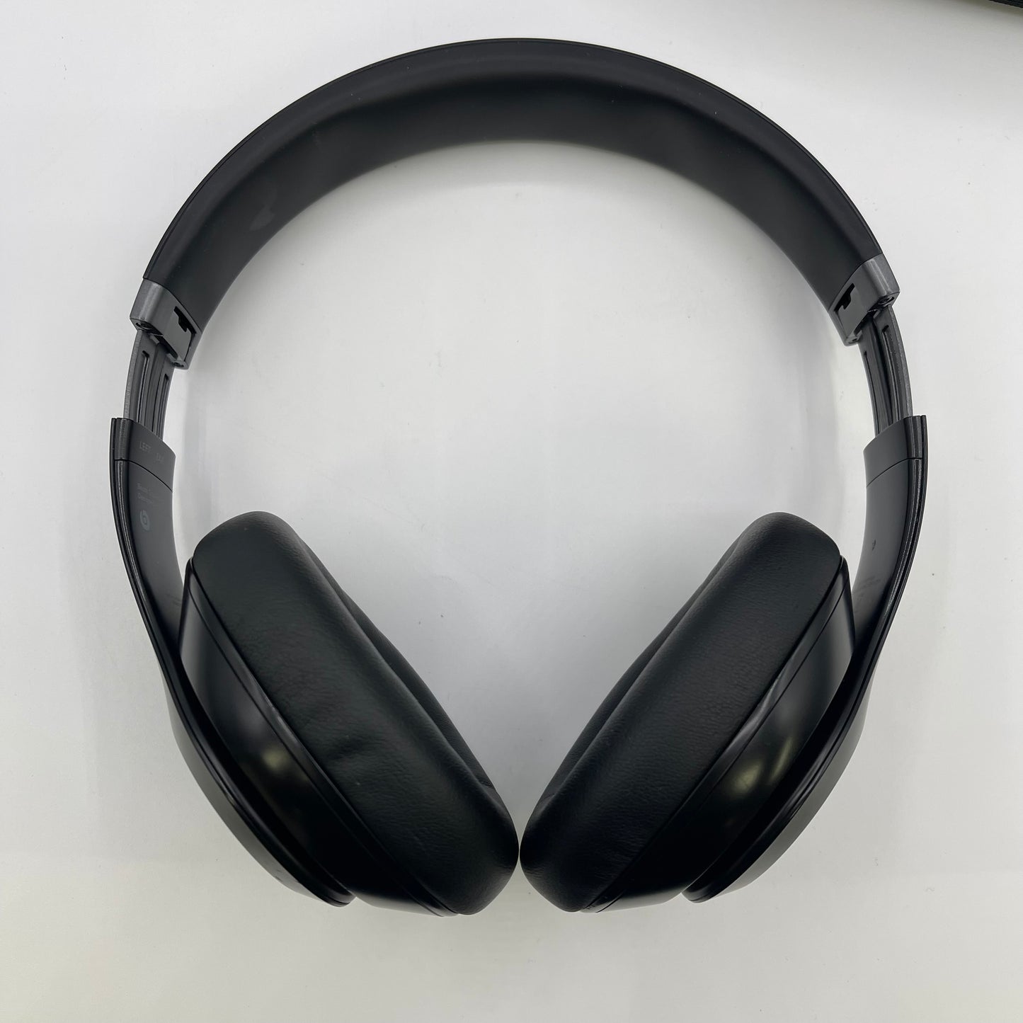 Beats Studio Pro Wireless Over-Ear Bluetooth Headphones Black A2924