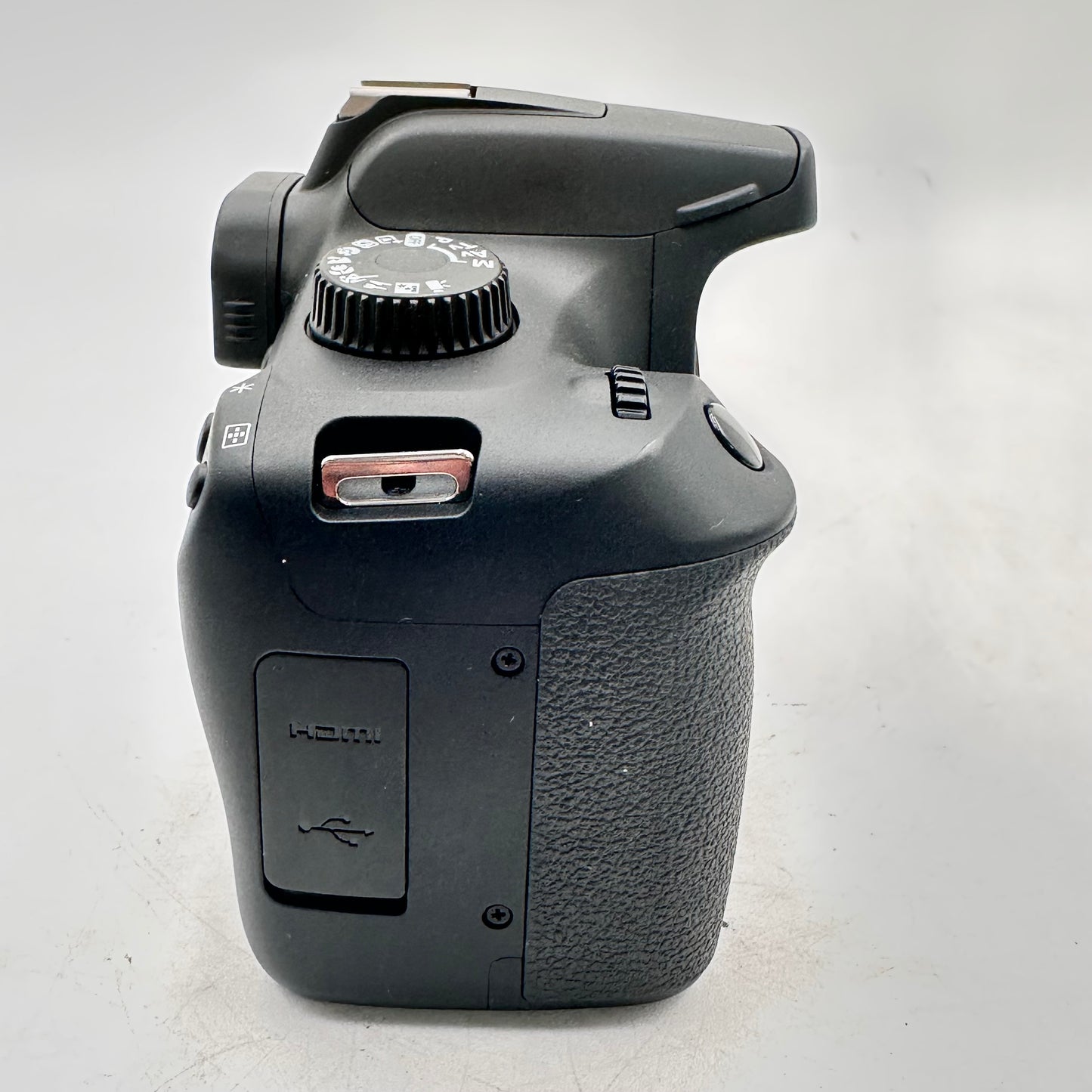 Canon EOS Rebel T100 18.0MP Digital SLR 138 SC + 18-55mm Lens