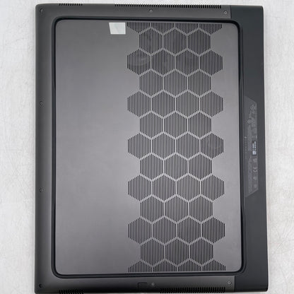 Alienware M18 R1 18" Ryzen 9 7845HX 3.0GHz 32GB RAM 1TB SSD GeForce RTX 4070