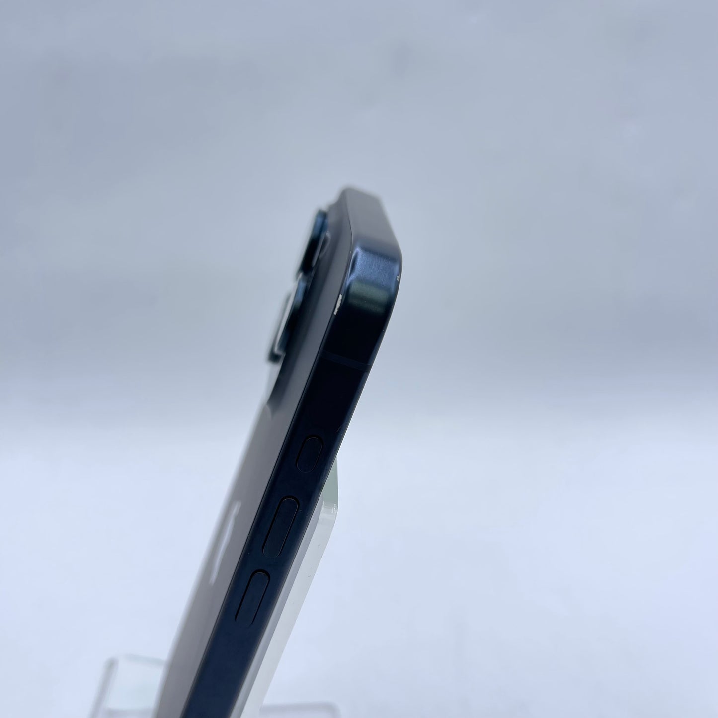 Factory Unlocked Apple iPhone 15 Pro 128GB Blue MTQQ3LL/A