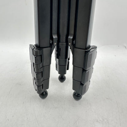 Magnus VT-100  Tripod System with 2-Way Pan Head VT100