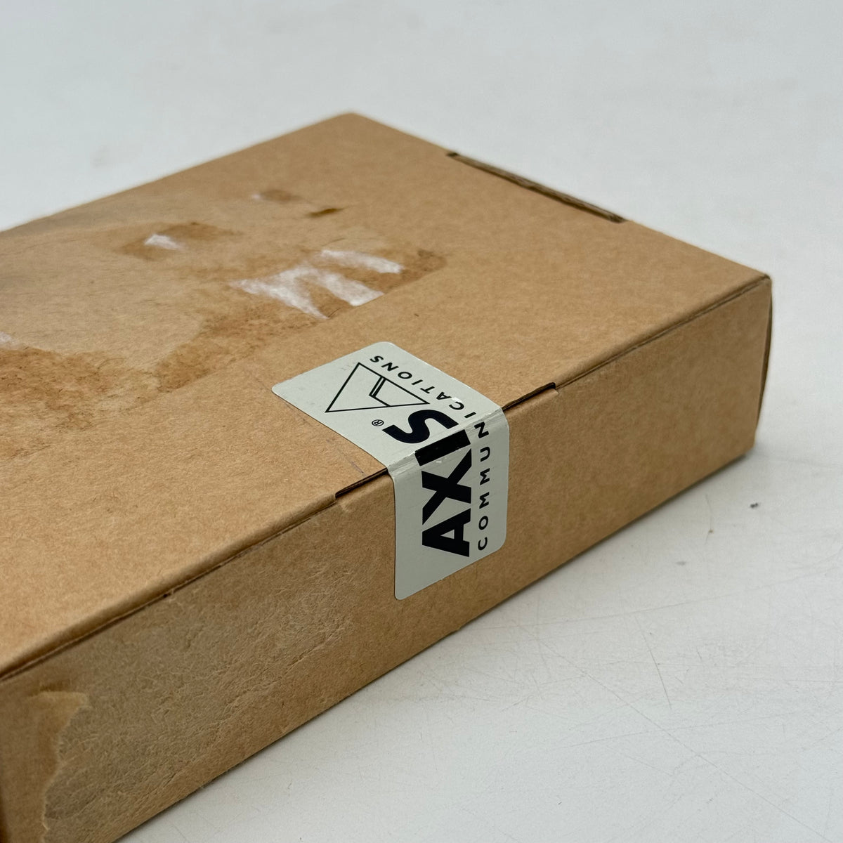 New Axis Long Range POE Extender Kit 01857-001