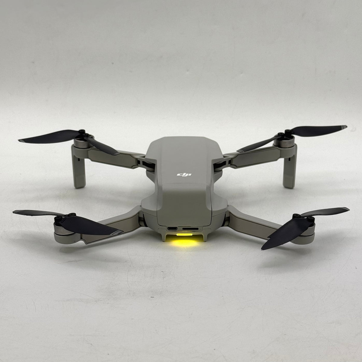 DJI Mavic Mini Quadcopter Camera Drone MT1SS5 With Accessories