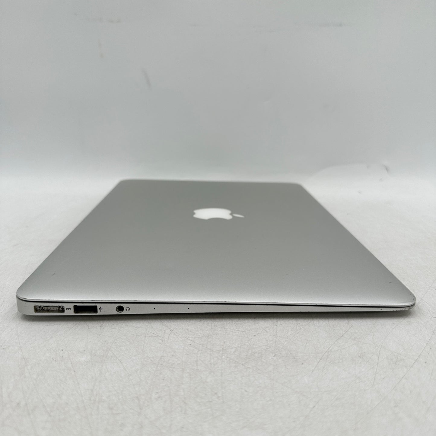 2014 Apple MacBook Air 13.3" i5-4260U 1.4GHz 4GB RAM 128GB SSD Silver A1466